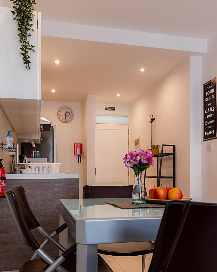 Modern Comfort - 2Br Apartment Center Of St Julians & Paceville Saint Julian's Exterior foto
